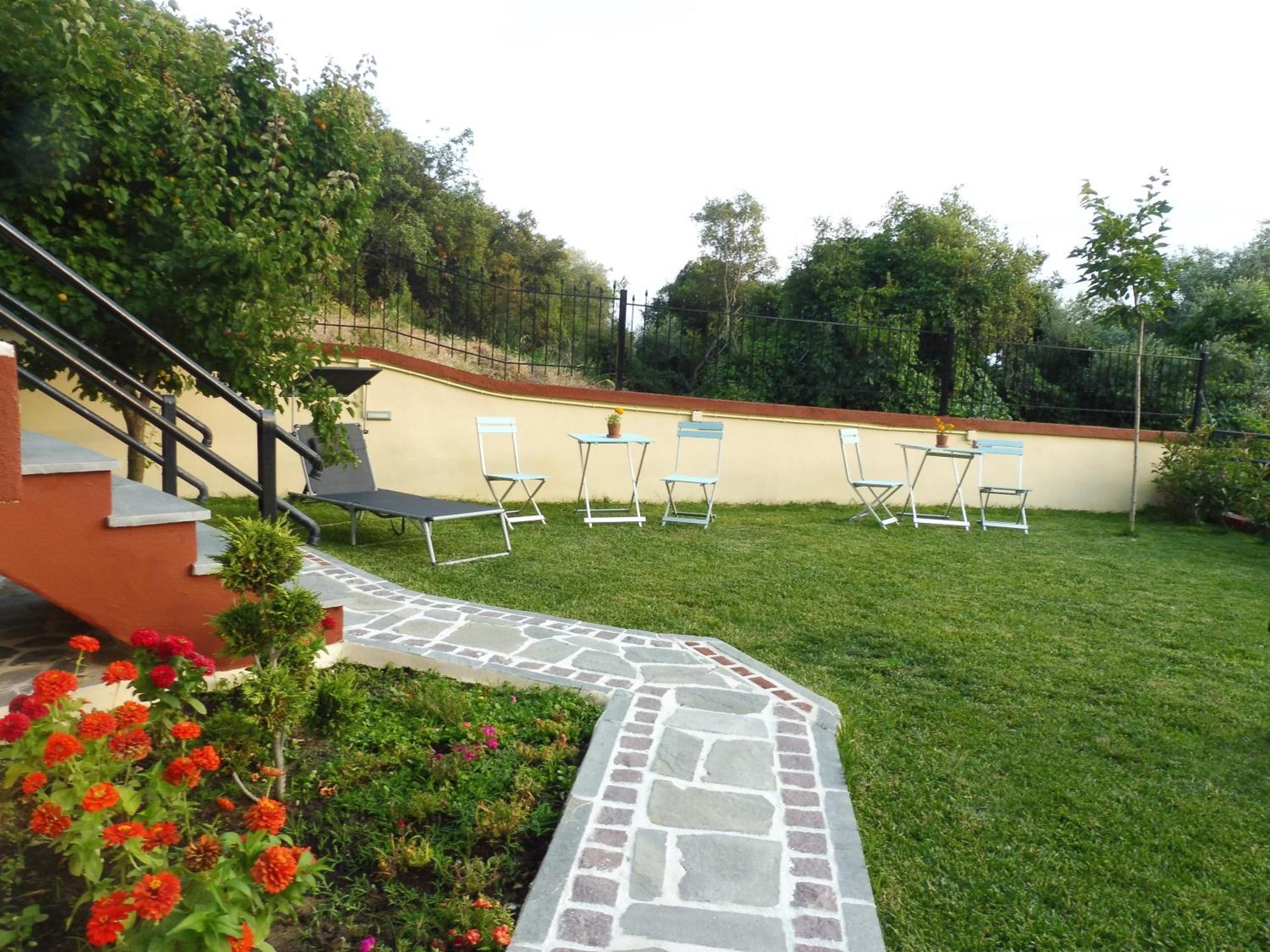 Helianthos Villa - Apartment No1 PalaiónTsiflíkion Exteriör bild